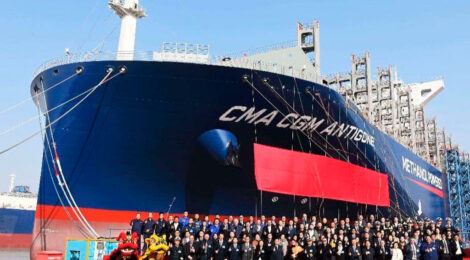 CMA CGM recebe porta-contêineres com propulsão a metanol e bicombustível