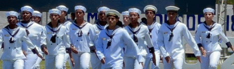 Escolas de Aprendizes-Marinheiro de Pernambuco forma primeiras marinheiras em turma mista inédita