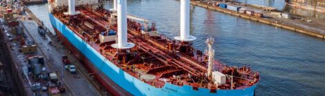 Velas de sucção de ar são instaladas em navio da Maersk Tankers