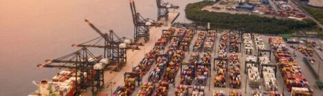 Porto de Santos avança para se tornar referência global em logística verde e conectada