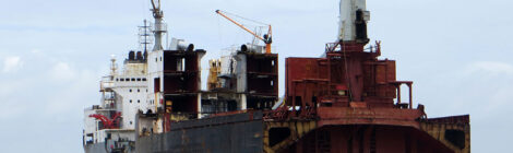 Desmantelamento de porta-contêineres atingiu em 2025 seu ponto mais baixo em 20 anos