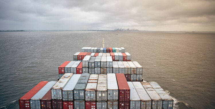 União Internacional de Seguros Marítimos monitora navegação no Oriente Médio