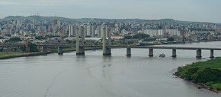 Seguem conversas para retomada da navegação noturna no porto de Porto Alegre