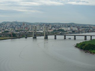 Seguem conversas para retomada da navegação noturna no porto de Porto Alegre