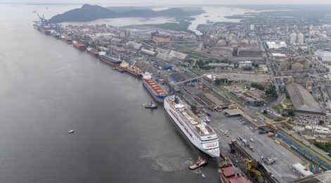 Assinado contrato de concessão da dragagem do acesso do Porto de Paranaguá