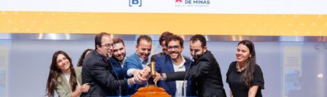 Governo de MG concede transporte aquaviário por balsas no Lago de Furnas