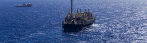 Petrobras planeja contratar mais sete FPSOs