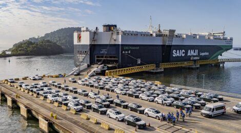 Paranaguá recebe mais de 5 mil carros em única operação