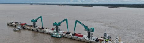 Itacoatiara recebe píer flutuante para transbordo de granéis da Super Terminais