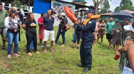 Marinha capacita ribeirinhos do interior do Amazonas em segurança da navegação, sem exigência de escolaridade
