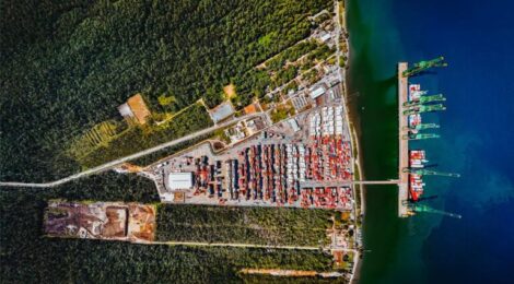 Porto Itapoá anuncia duas novas linhas de navegação em seu portfólio