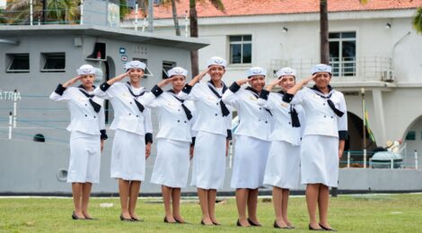 Pioneiras do Mar: Marinha do Brasil forma a primeira turma de mulheres Marinheiros-Recrutas no Rio de Janeiro