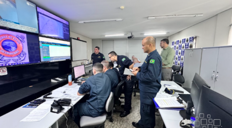 Marinha e França realizam exercício SAR na Margem Equatorial
