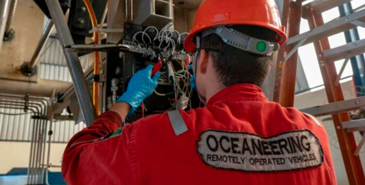 Petrobras firma contratos de US$ 180 milhões com a Oceaneering para serviços de ROV