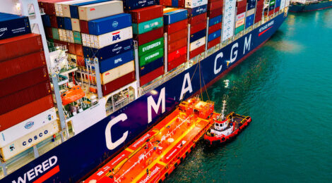 CMA CGM faz primeiro abastecimento de porta-contêiner com etanol no Porto de Santos