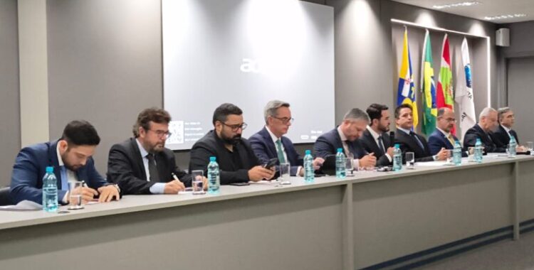 Workshop debate futuro do Porto de Itajaí e cobra avanços na infraestrutura portuária