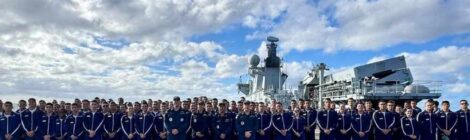 Marinha do Brasil aproxima alunos do Colégio Naval da rotina operacional