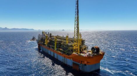 Ibama libera instalação da P-82, plataforma décima de Búzios