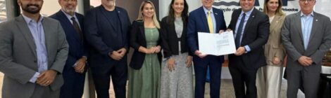 ATP e ABANI firmam acordo para garantir acesso hidroviário a portos e aprimorar concessões no Brasil