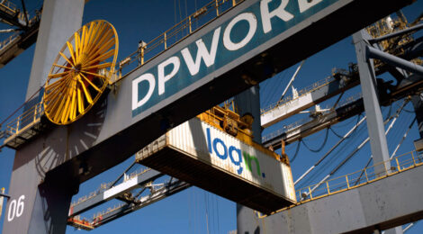 A DP World se une à AmCham Brasil em sua expansão de operações portuárias e logísticas.
