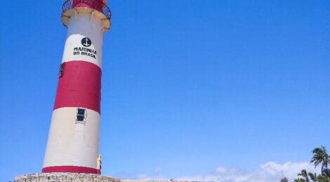 Farol de Itapuã: há 153 anos, uma referência para navegantes e para Salvador