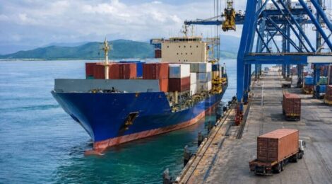 Cabotagem pode reduzir emissões de gases de efeito estufa no transporte de grandes volumes