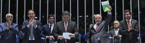 Com a presença de Lula, Congresso promulga fim da escala 6x1; escala 5x2 começa em 60 dias